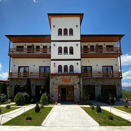 Nena Dashuri Agroturizem Peshkopi 외부 사진