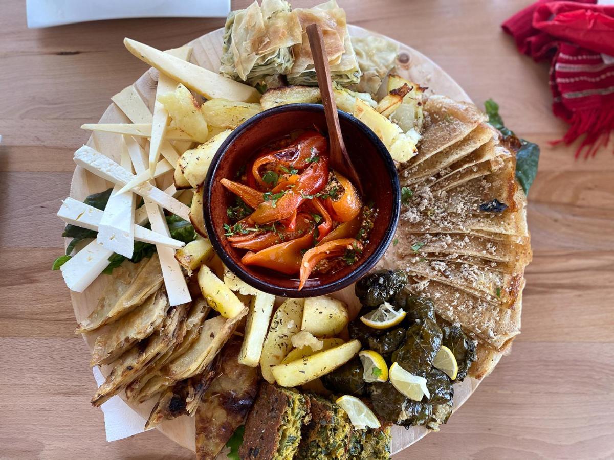 Nena Dashuri Agroturizem Peshkopi 외부 사진