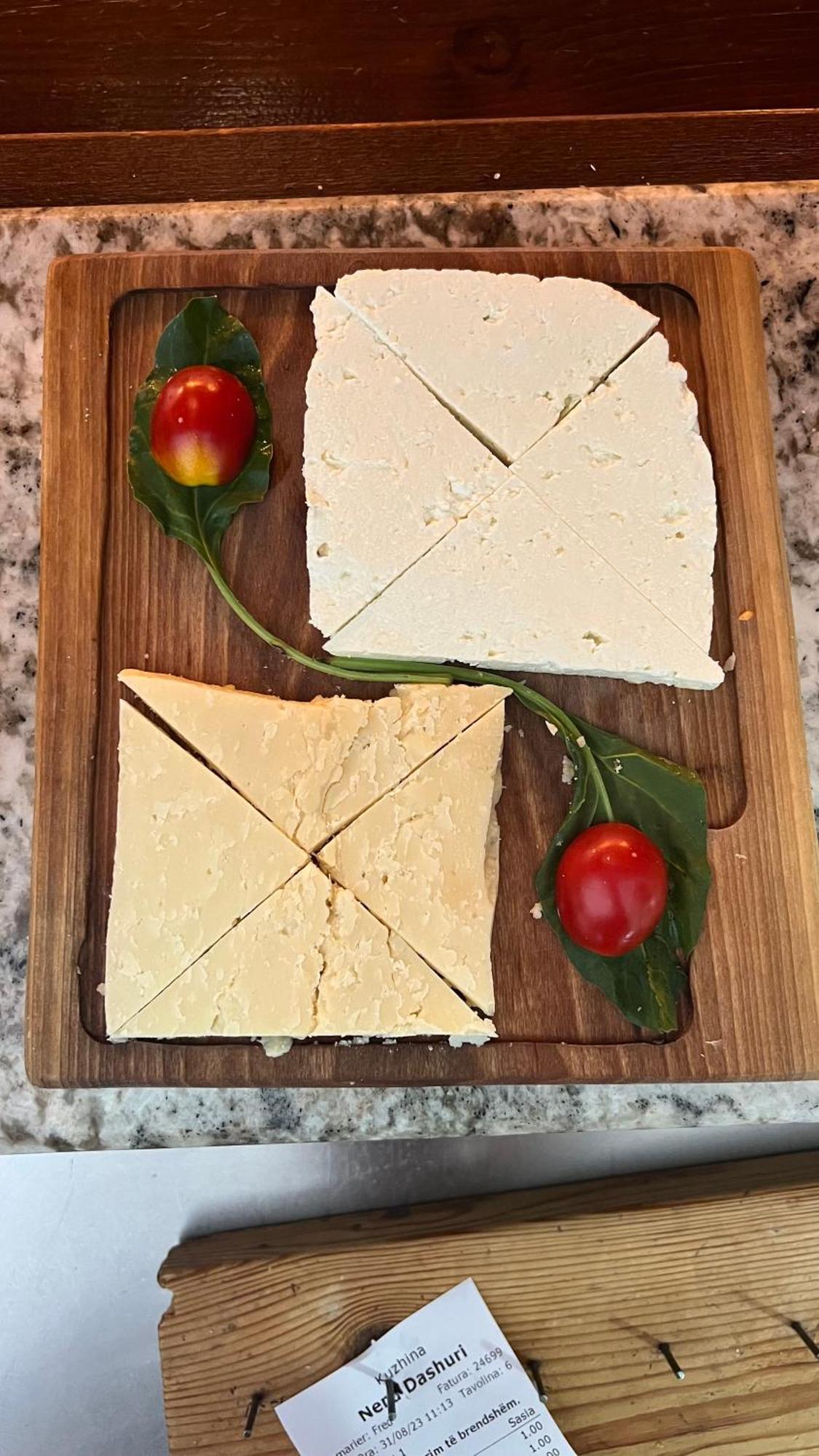 Nena Dashuri Agroturizem Peshkopi 외부 사진